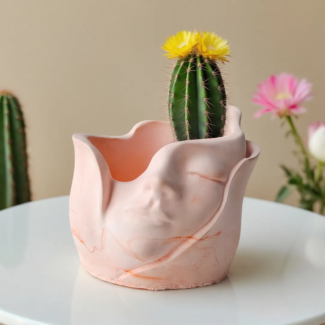 Dreamer's Embrace Planter Mould ARM430