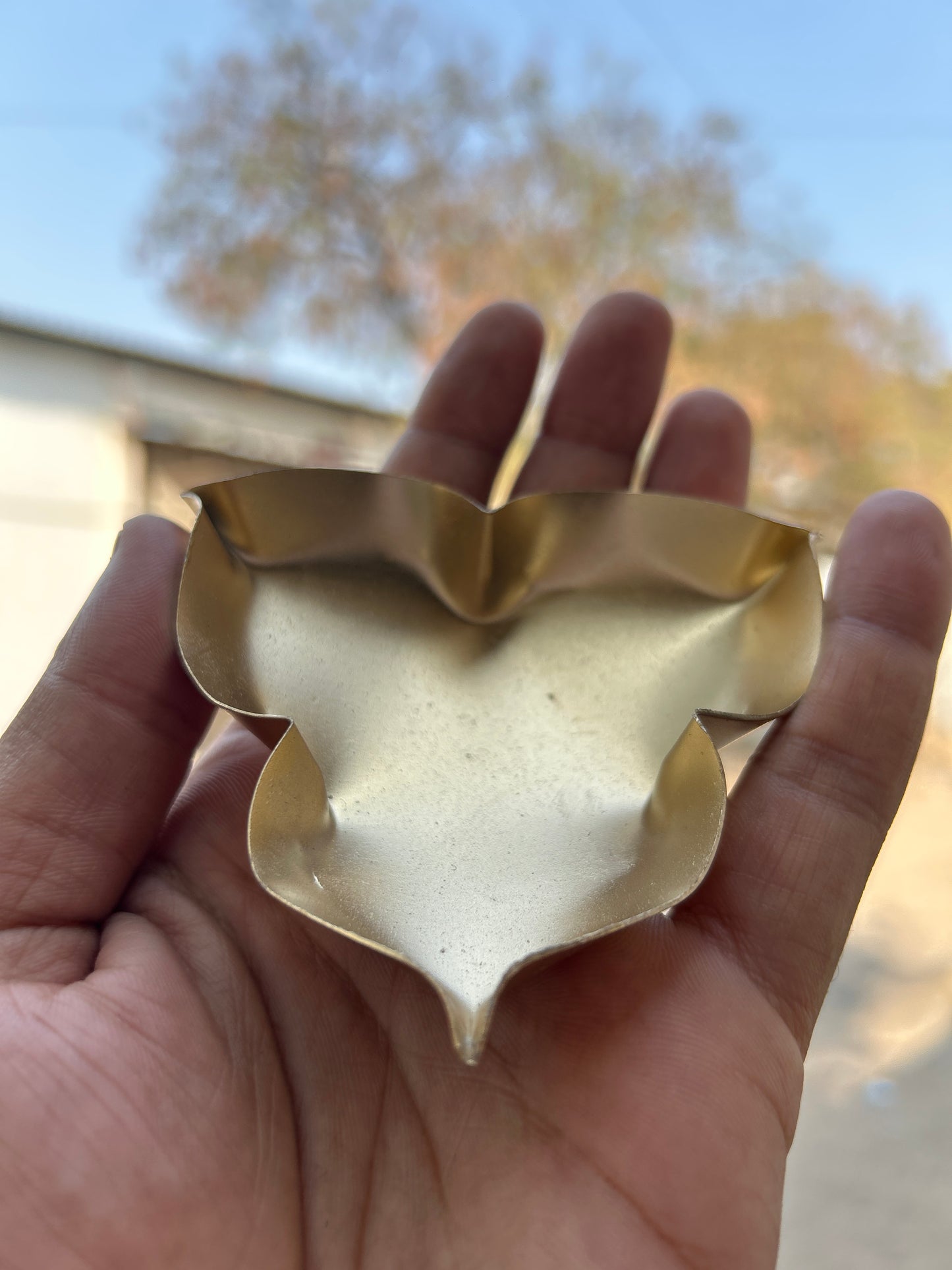 3 sided Brass Lotus, 3 inches Metal Urli WCT002