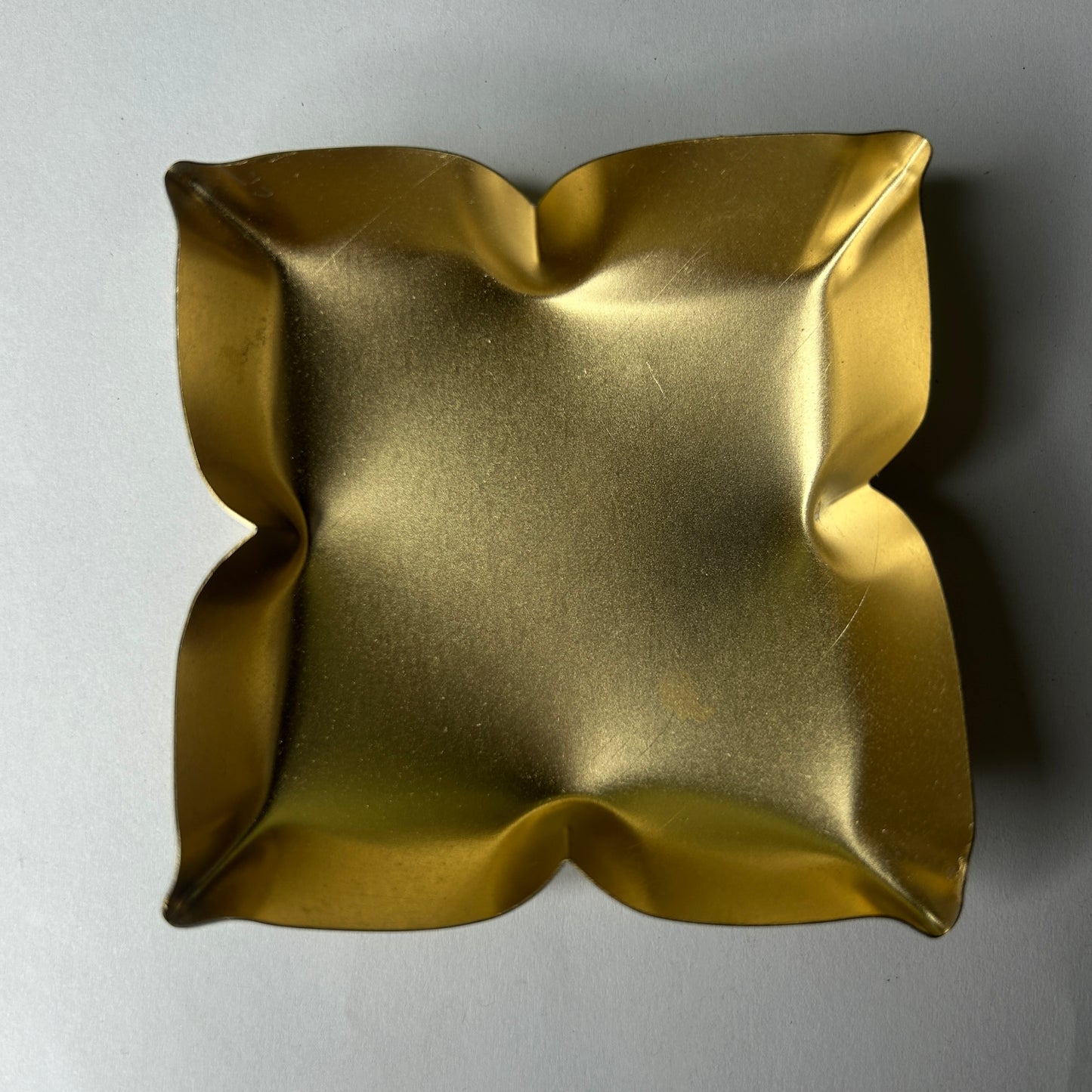 4 sided Brass Lotus 3 inches Metal Urli WCT005