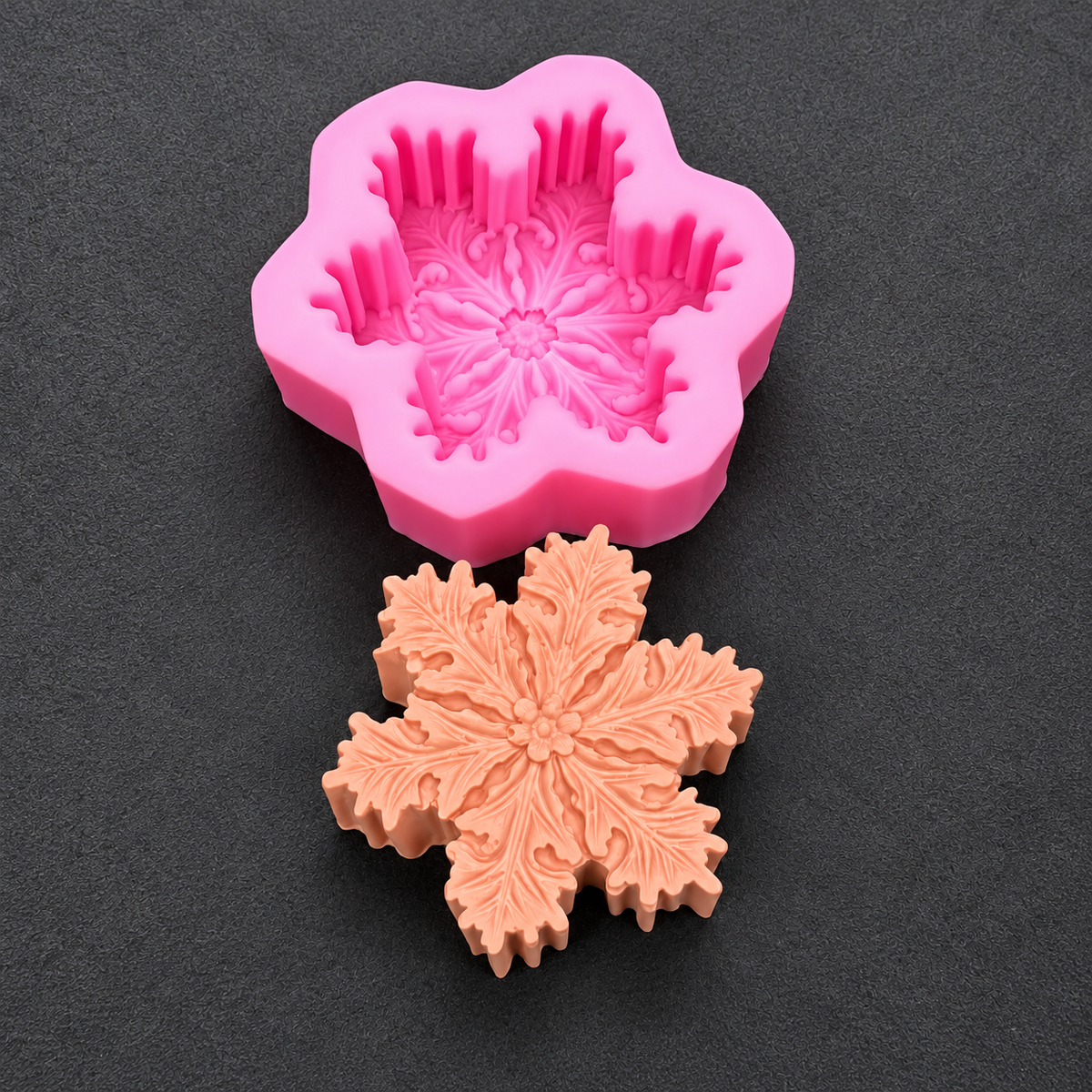 Leaf Snowflake WCM231 (OWN)