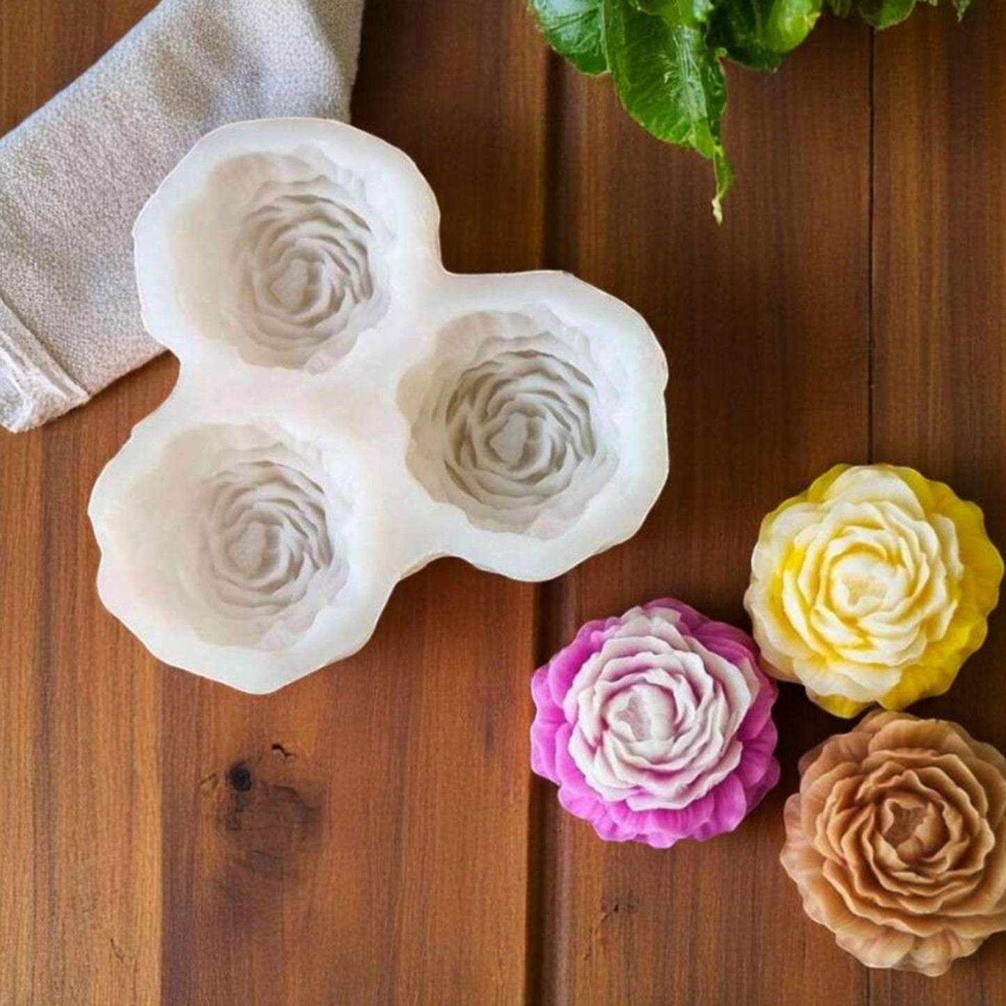 3 Cavity Rose Flower Silicone Mold | WCM862