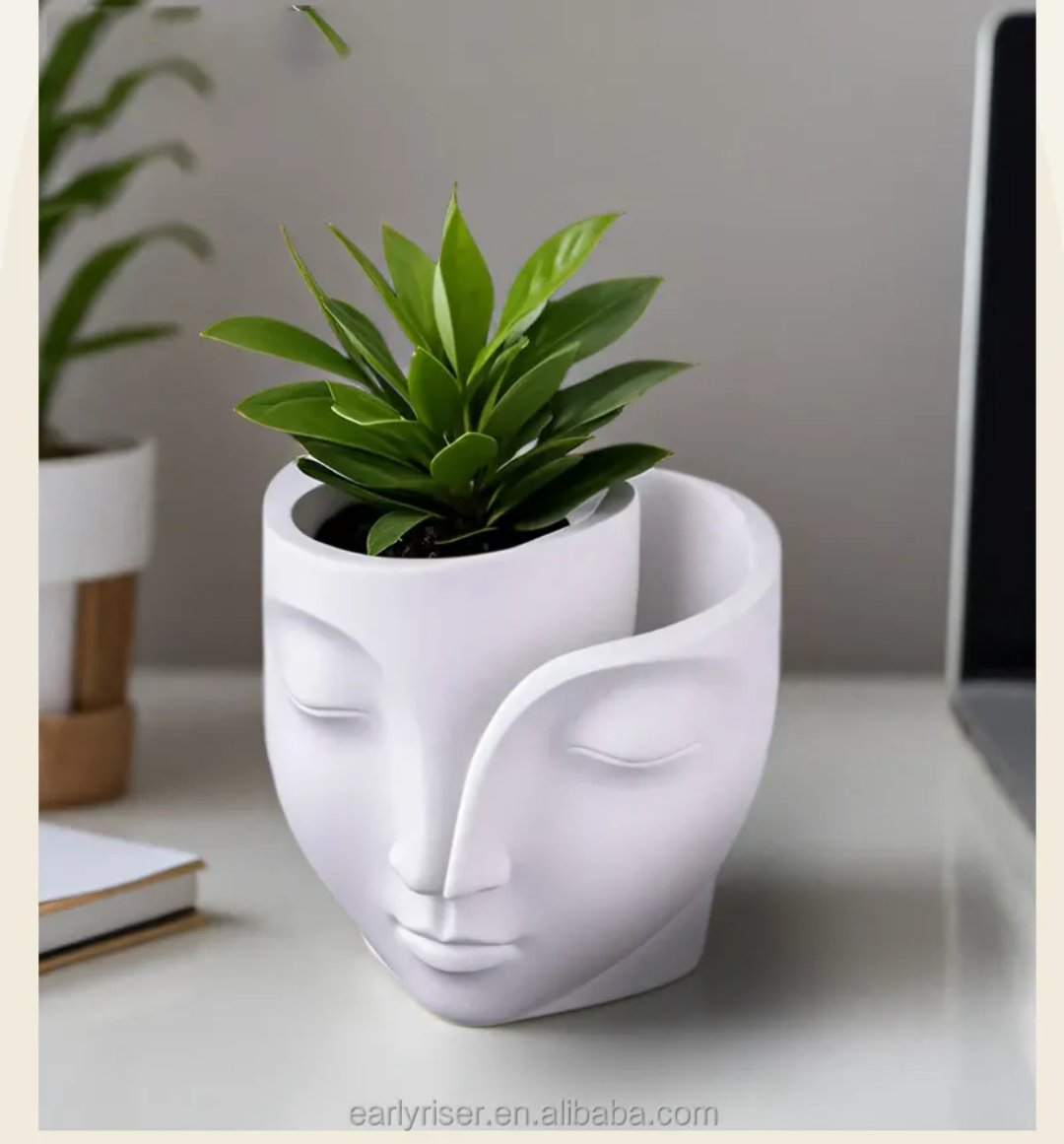 Folded Form Face Pot Mould Arm431