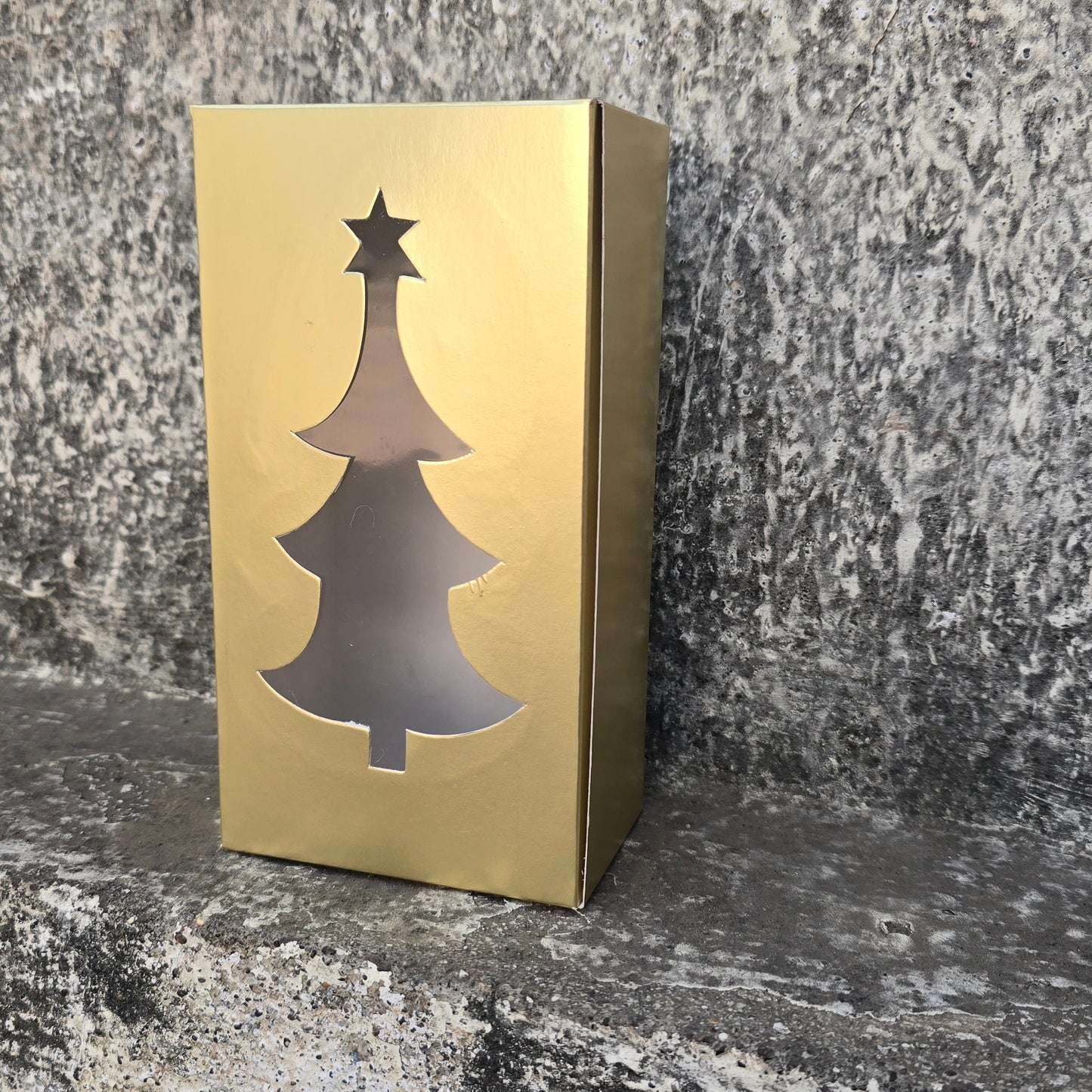 Gold Christmas Tree Window Box PM270 10 pcs