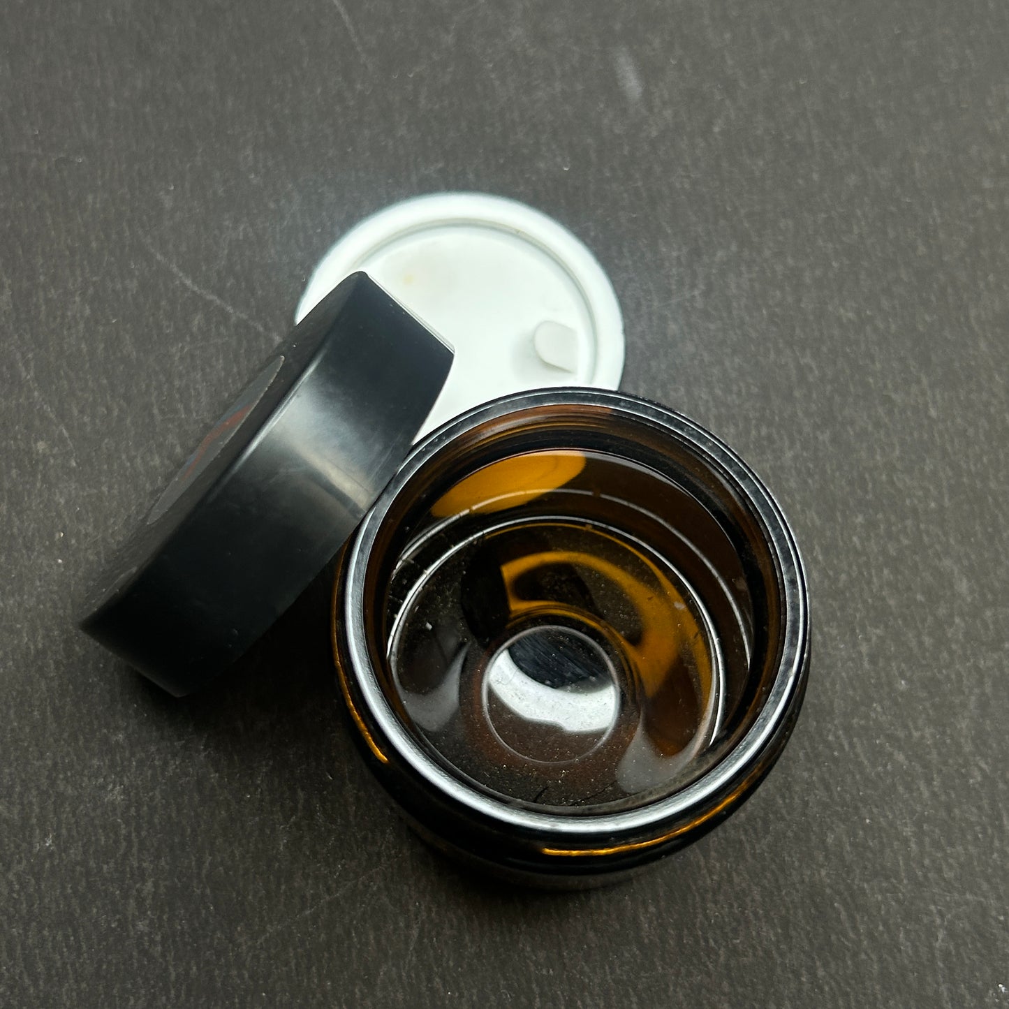 60 Grams Amber Glass Jar +White led + Black Cap 12 pcs PM022