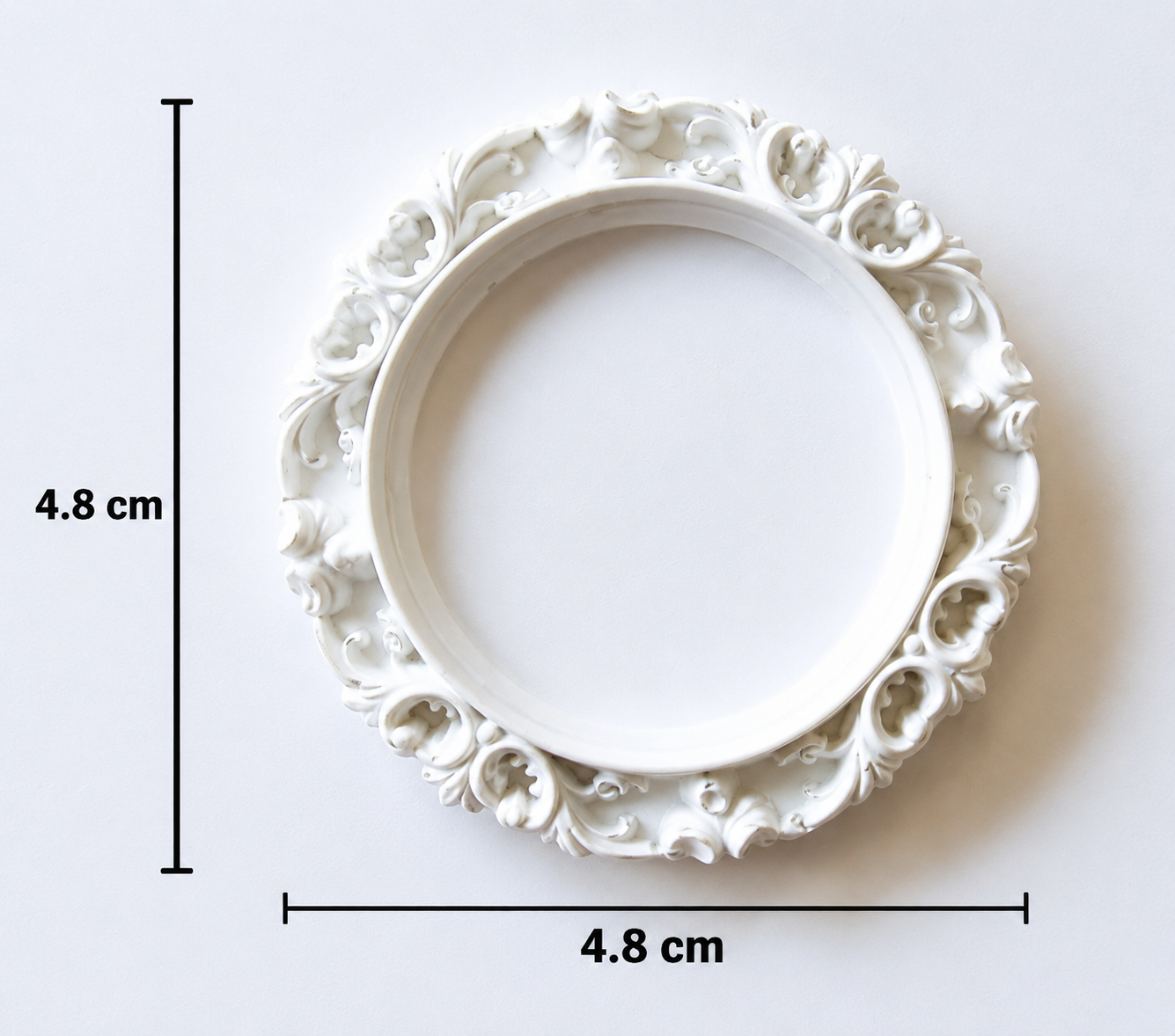 Vintage Floral Round Frame Mold | CFM557