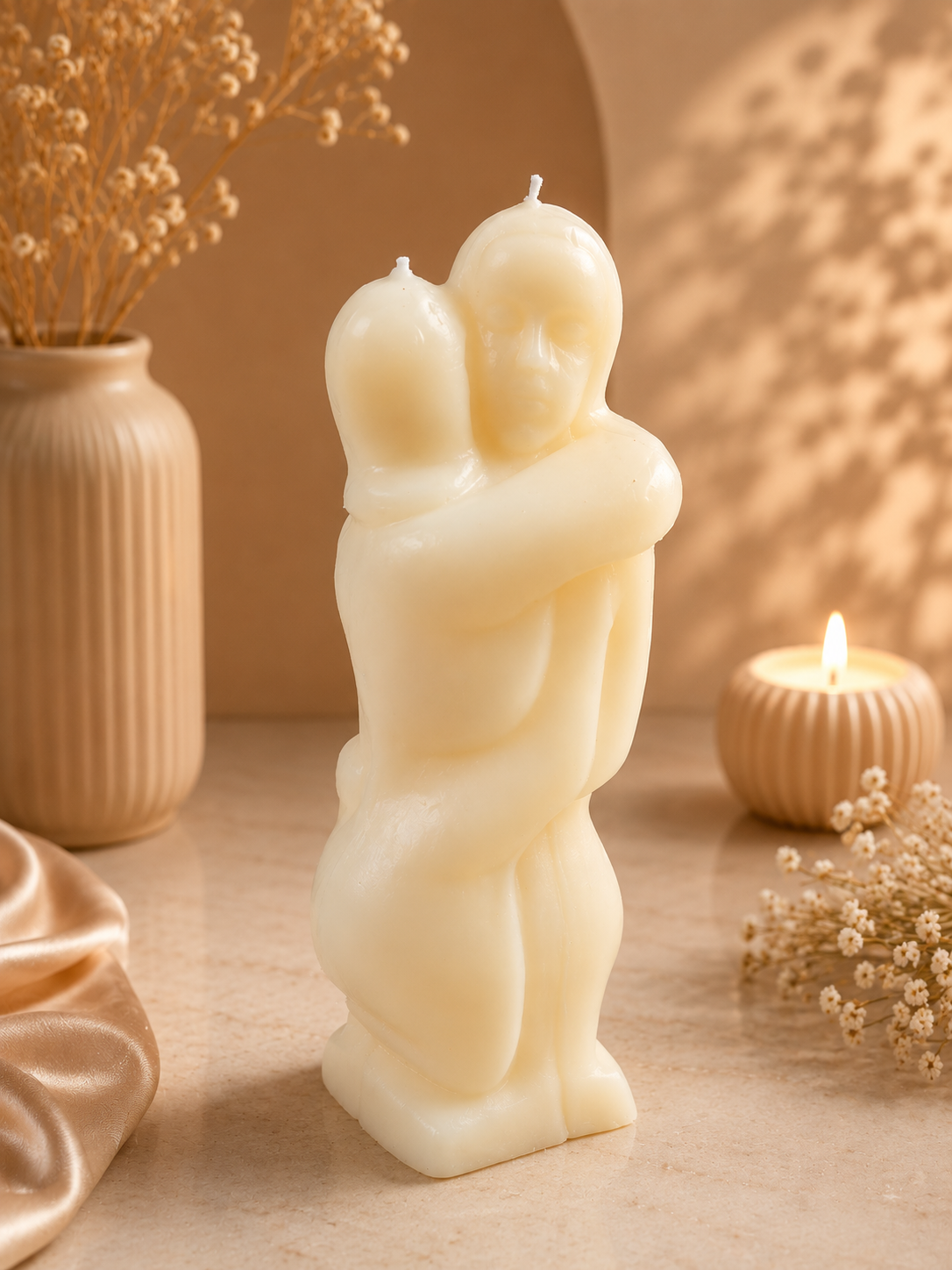 Romantic Couple Hug Candle Silicone Mold | WCM857 (OWN)