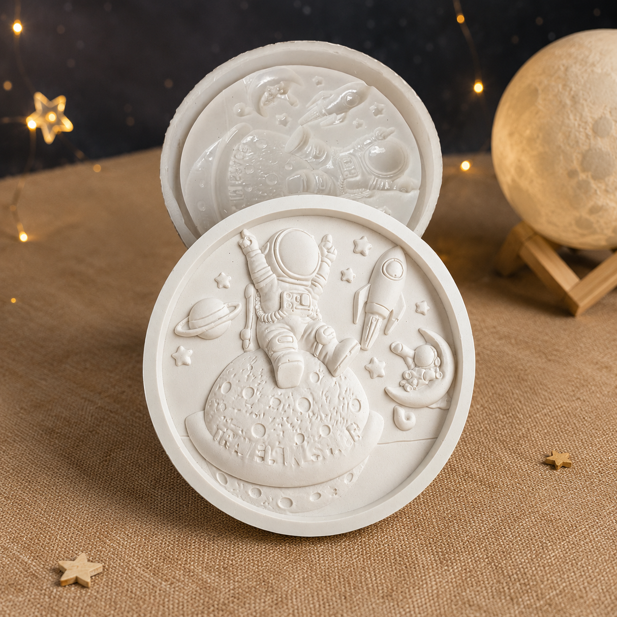 Premium Astronaut "Travel in Space" Silicone Mold | ARM536 (OWN)