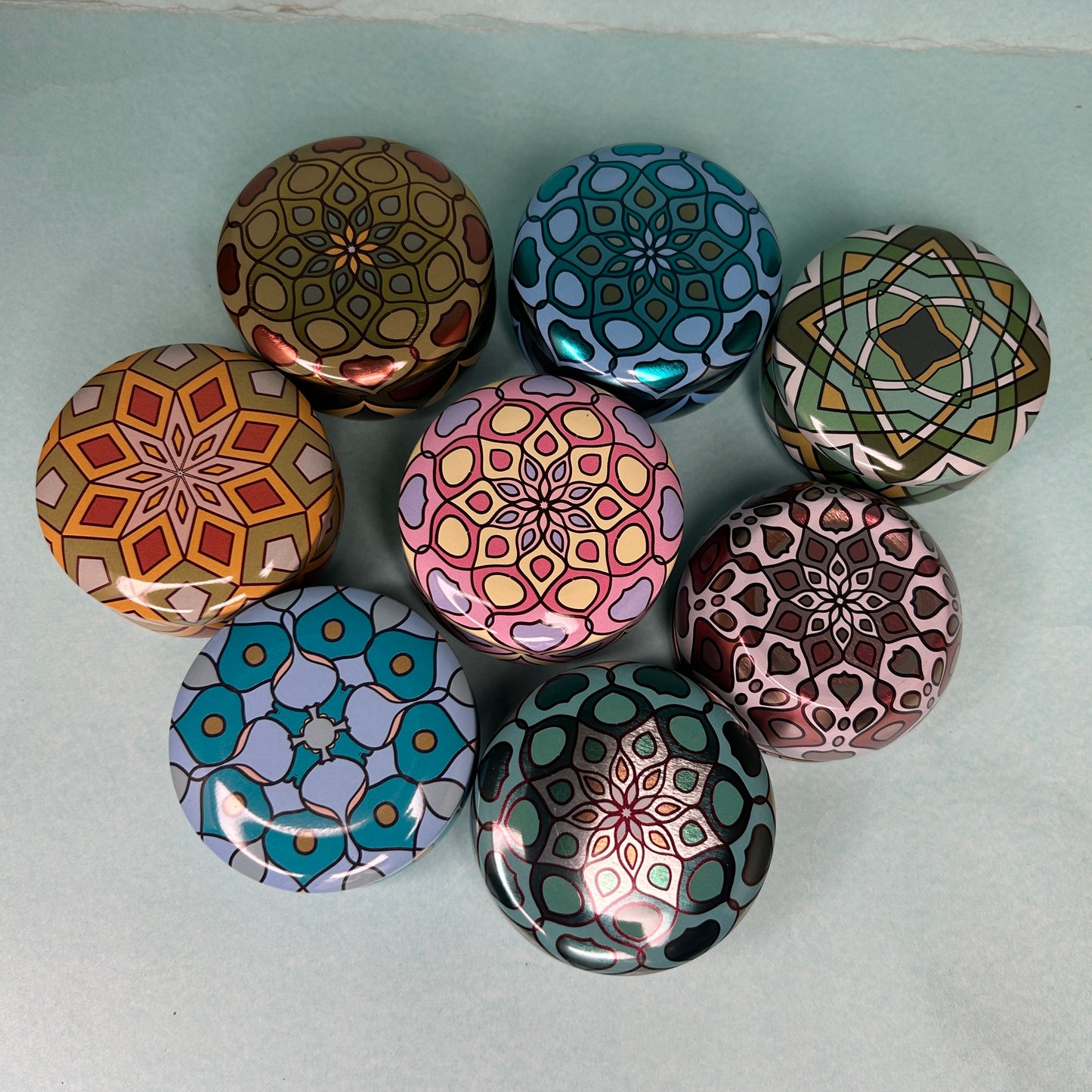 Tin Box Round 6.2*4.2 cm (Pack Of 8) PM289