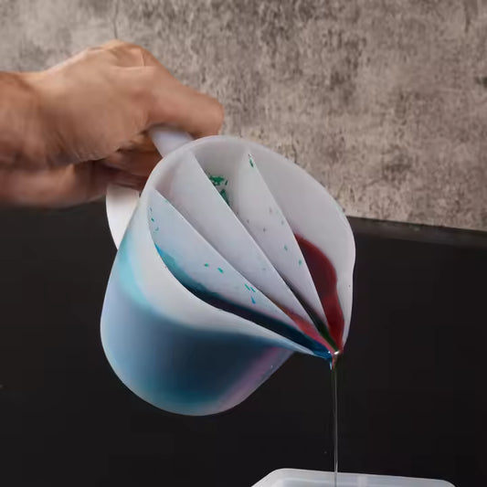 Four-grid resin mixing jug NT010