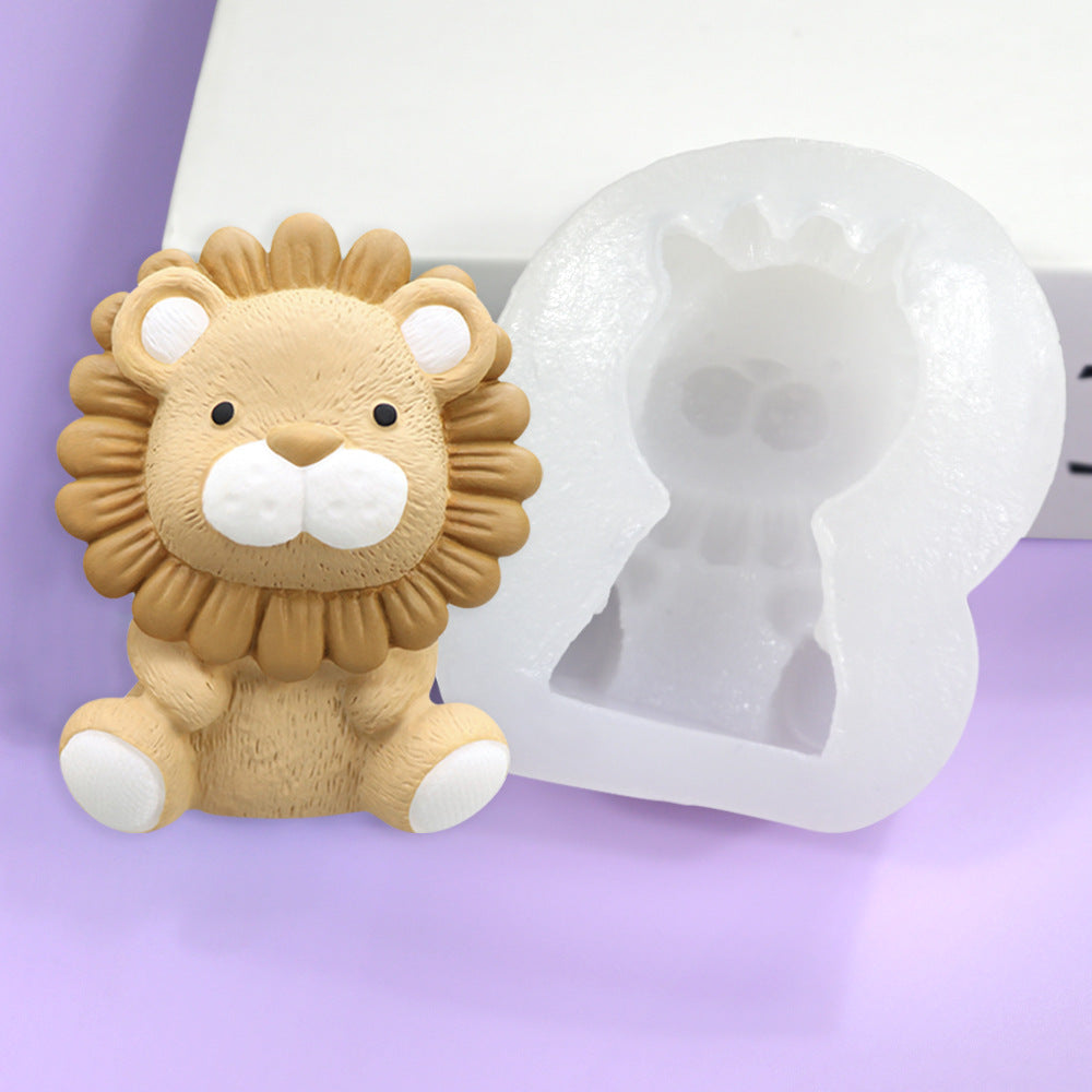 Mini Lion Candle Mold WCM611