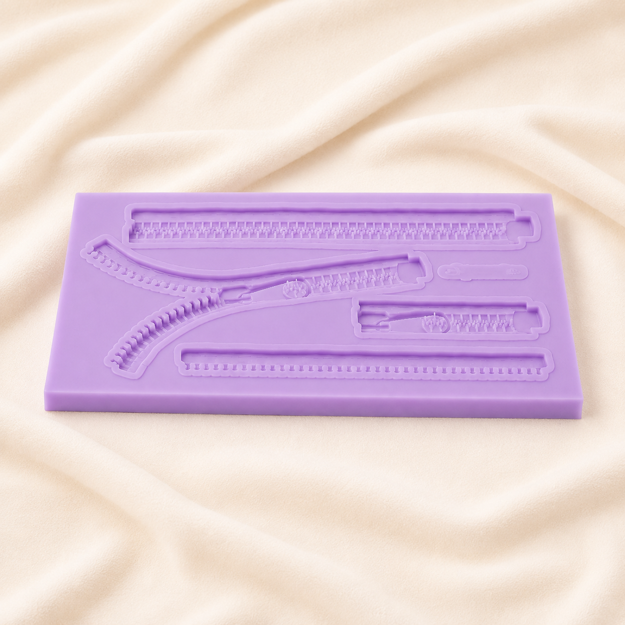 Zipper & Zip Chain Mold