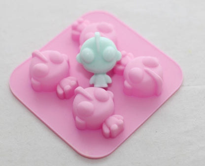 4-Cavity Ultraman Silicone Mold | SSM270