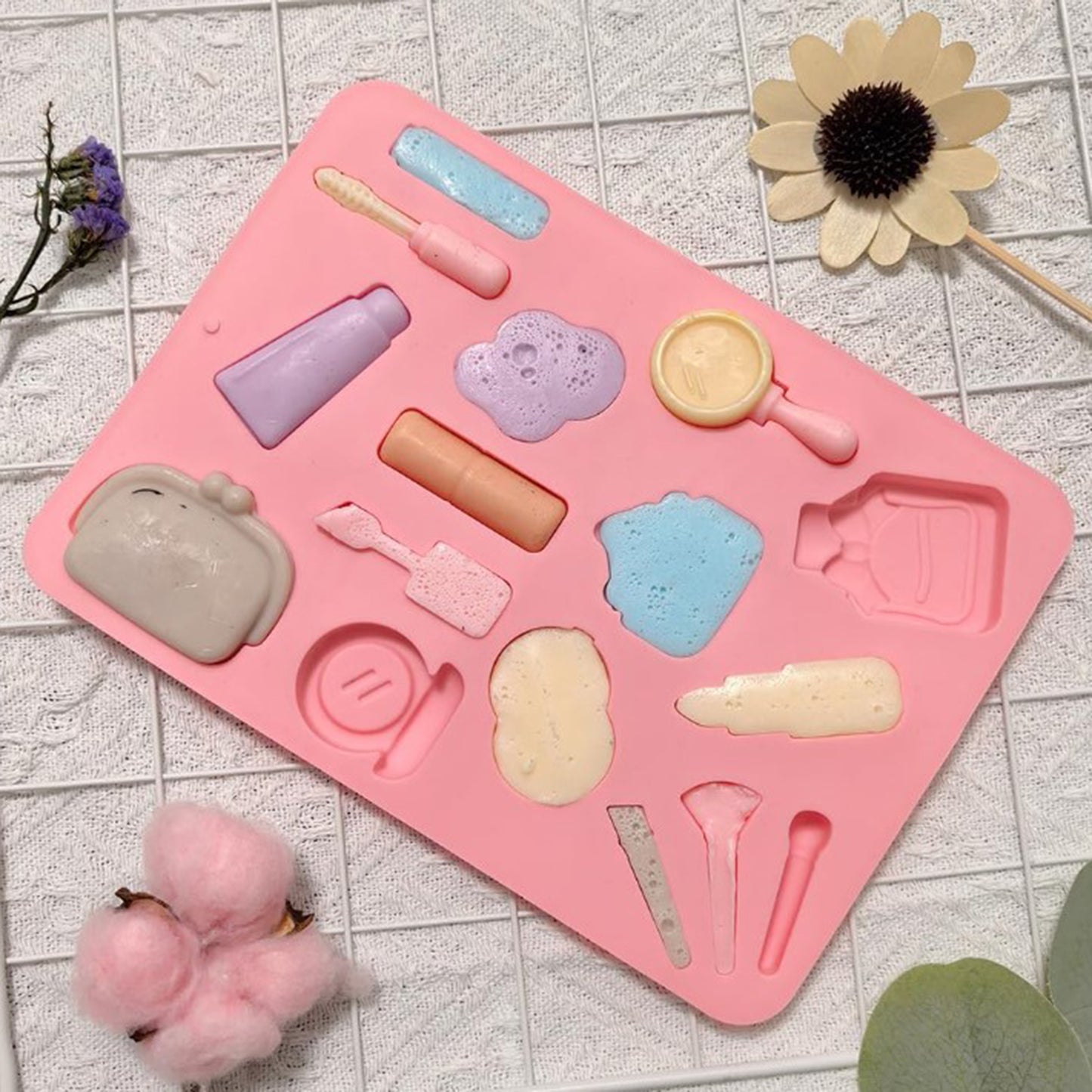 Beauty & Makeup Essentials Silicone Mold | CFM436