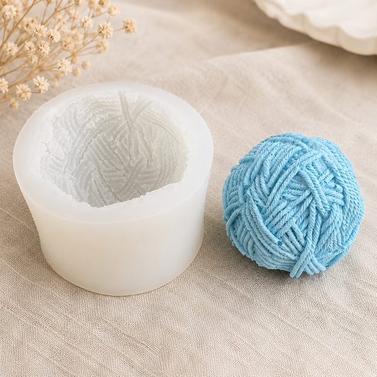 WCM039 Ball Of Yarn