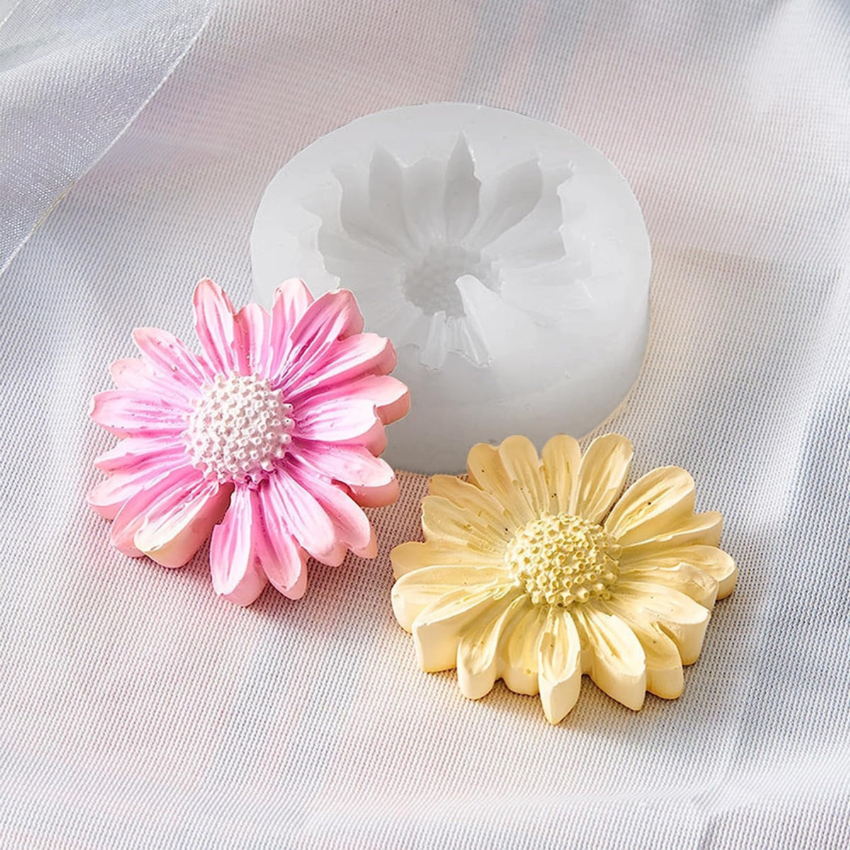 Yellow Daisy WCM246 (Heavy quality)(own)