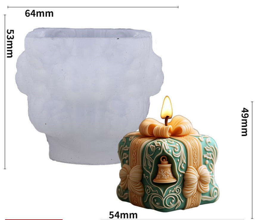 The Yuletide Gift Mould WCM763