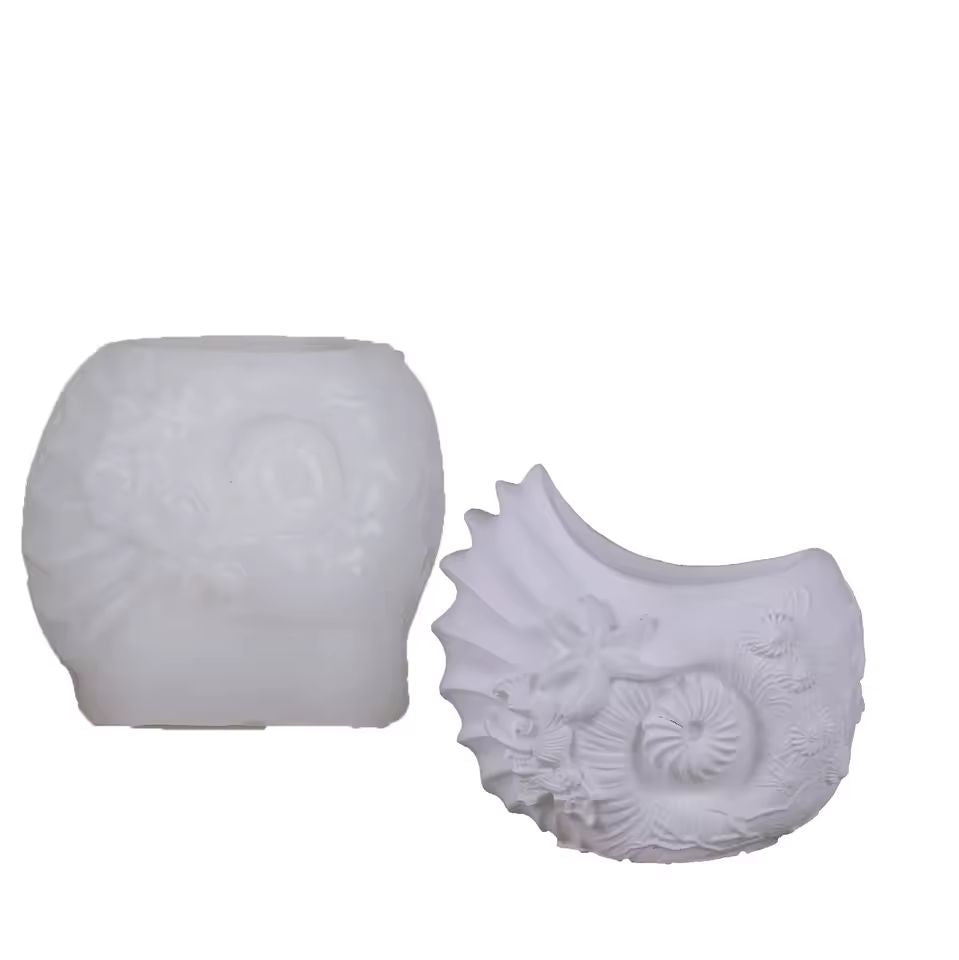 Conch Shell Serenity Planter ARM421