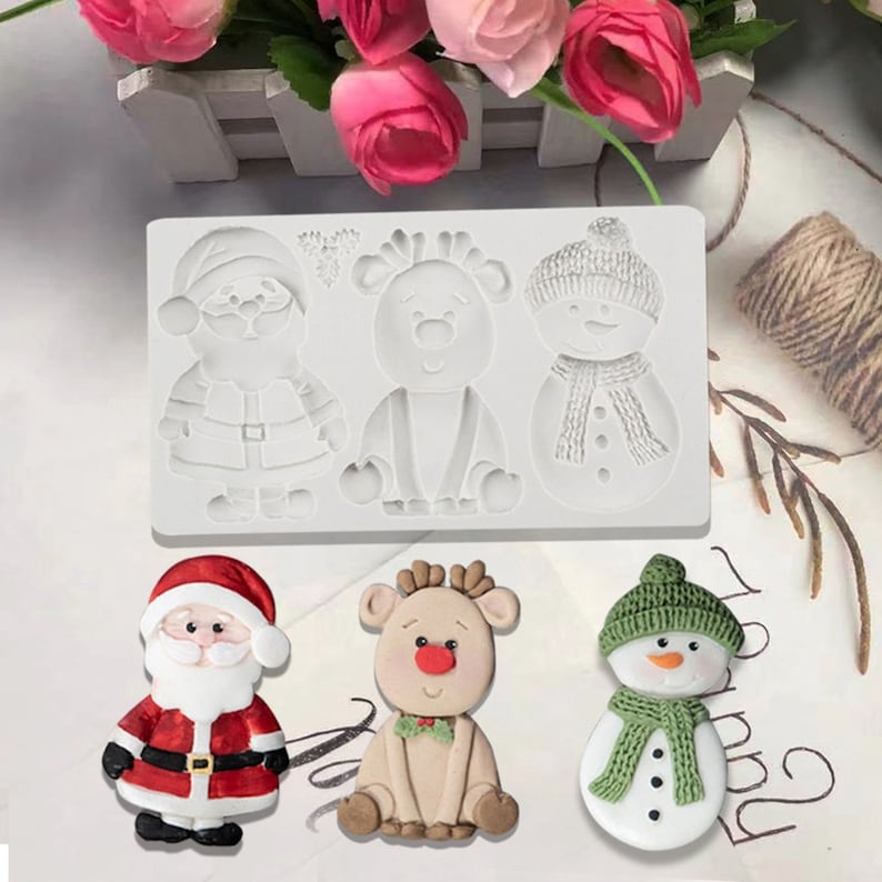 Sitting Santa, Reindeer & Snowman Set CFM376 (own)